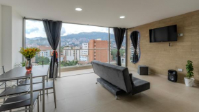 Mirador del Laureles, AC, Piscina, Parqueadero 701